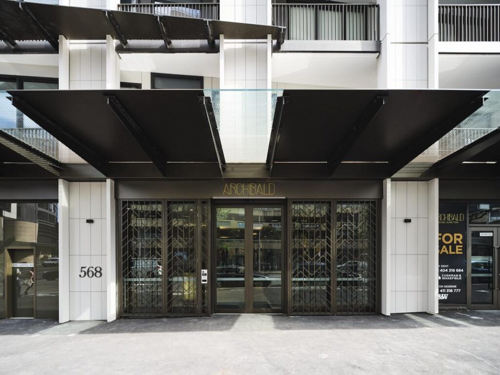 FRMEZ_ArchibaldBJ_00006